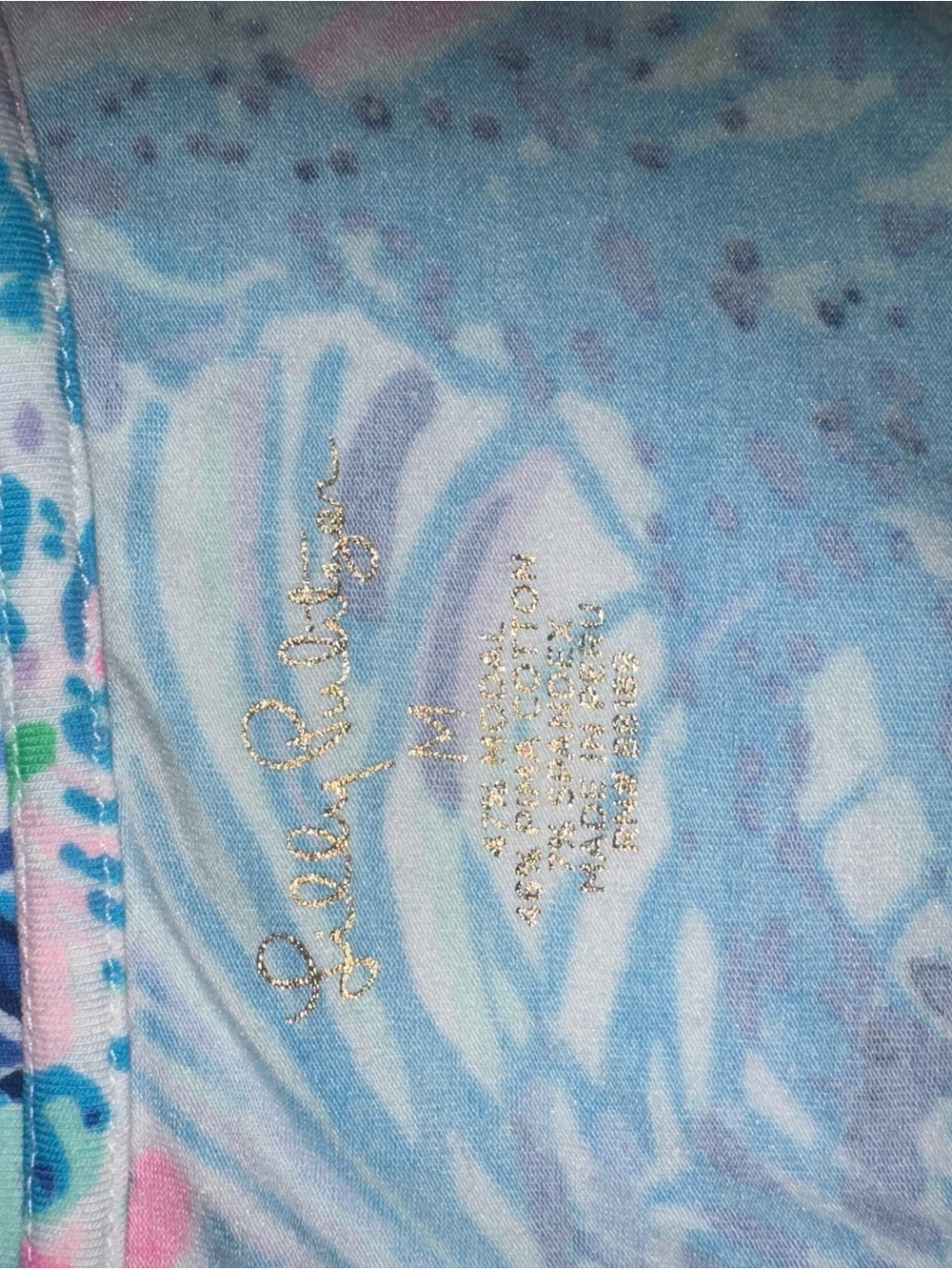 Lilly Pulitzer Finn top in the Sink or Swim print. Sz Medium, long sleeve - Picture 5 of 8